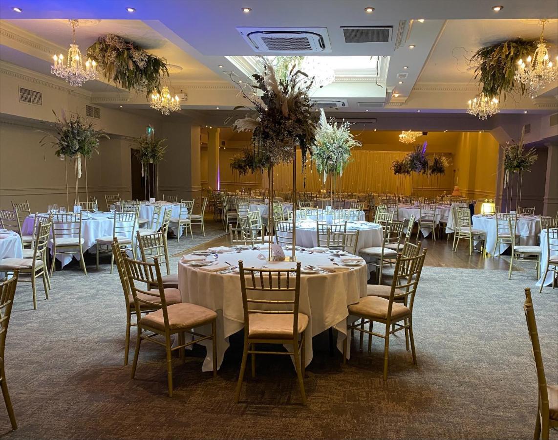 Abbey Court Hotel Nenagh Exterior photo
