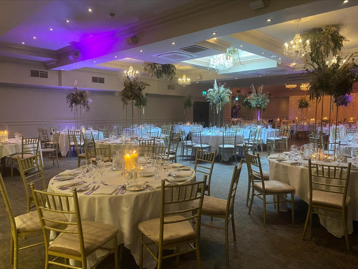Abbey Court Hotel Nenagh Exterior photo