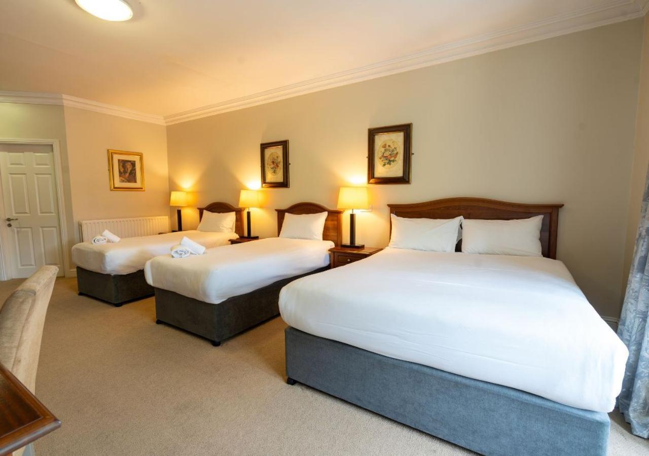 Abbey Court Hotel Nenagh Exterior photo